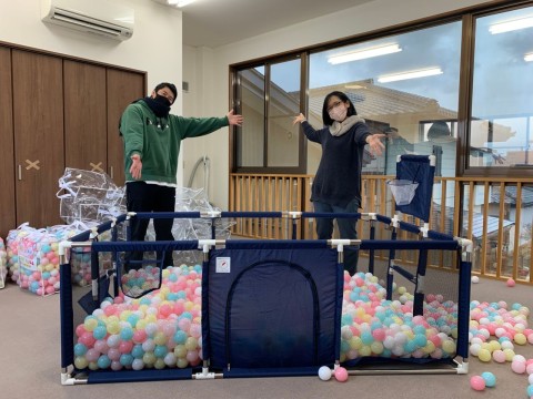 募金分配金をいただいてボールプールを購入しました